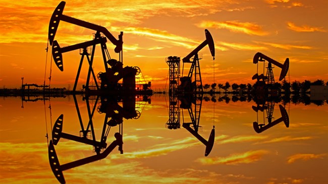 مقامات نفتی عربستان سعودی از ریاض اعلام کرده‌اند که اگر تهران تولید نفت خود را محدود نکند، آن‌ها نیز تولید نفت خود را افزایش خواهند داد.