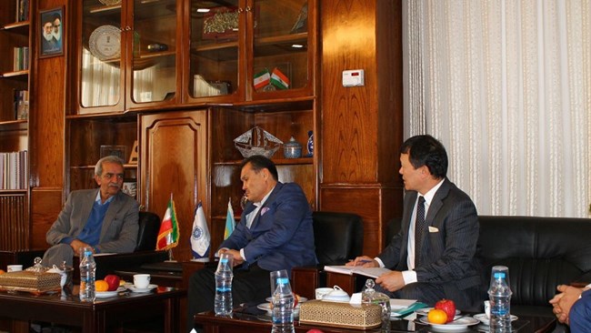 سفیر قزاقستان در ایران با غلامحسین شافعی در اتاق مشهد دیدار کرد.