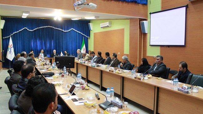 نشست هم‌اندیشی مشترک رئیس اتاق البرز با مدیران شهرک‌های صنعتی استان برگزار شد.