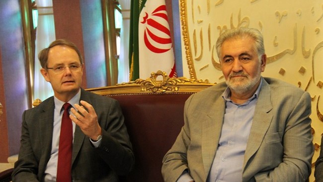 عبدالوهاب سهل‌آبادی رئیس اتاق اصفهان در دیدار با نایب رئیس اتاق برلین بر ضرورت سرمایه‌گذاری در بخش گردشگری تاکید کرد.