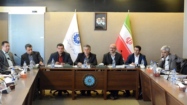 نشست فعالان اقتصادی استان فارس با حضور مدیرکل دفتر نظارت و ارزشیابی وزارت صنعت، معدن و تجارت در اتاق شیراز برگزار شد.