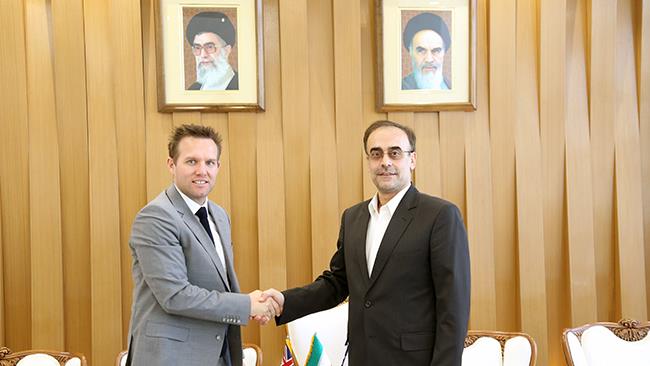 مدیر اجرایی کمیسیون تجارت استرالیا در دیدار با دبیرکل اتاق ایران از تاسیس دفتر نمایندگی کمیسیون تجارت این کشور در تهران خبرداد.
