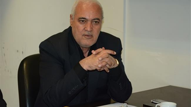 محمدحسین روشنک، عضو کمیسیون مدیریت واردات اتاق ایران، معتقد است مادامی که ایران مقصد کالاهای تولیدی دیگر کشورها باشد، به هر وسیله بخواهیم جلوی واردات قاچاق را بگیریم امکان پذیر نیست.