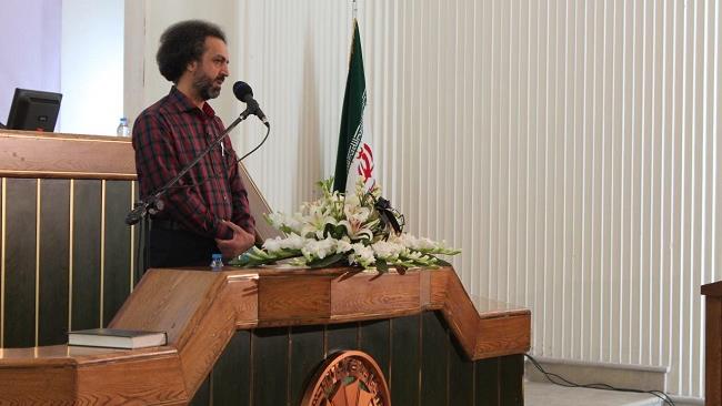 سرمایه‌های نمادینِ هر جامعه‌ای منشا تحولات نهادی آن جامعه هستند و اگر بخشی از نظام مدیریتی ناکارآمد است، بدین‌معناست که در آن حوزه فقدان «سرمایه نمادین» وجود دارد.