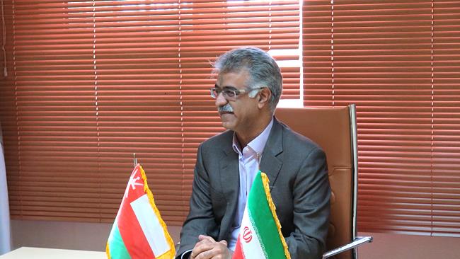 تجارت ایران و عمان در حالی به مرز 1 میلیارد دلار نزدیک می شود که تراز تجارت خارجی ایران با برخی دیگر از کشورهای منطقه، روندی نزولی را طی می کند.