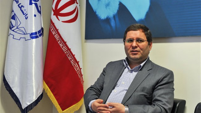 مدیرعامل شرکت ملی پست درباره آخرین وضعیت مسترکارت ایرانیان گفت: برای ارائه این خدمات اکنون تلاش داریم تاییدیه‌ای از بانک مرکزی دریافت کنیم.