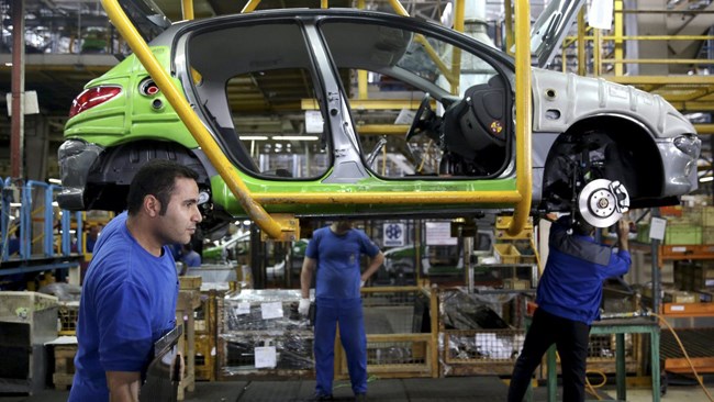 سهم صنعت خودرو از تولید ناخالص داخلی ایران در سال ۱۴۰۴ باید حداقل به چهار درصد برسد.