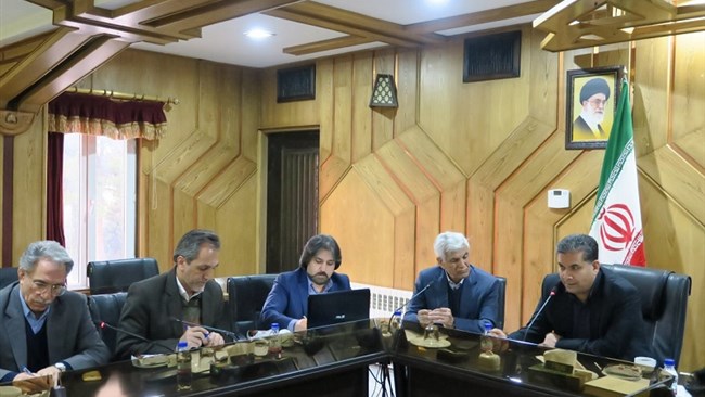 رئیس و اعضای کمیسیون کشاورزی، آب و محیط‌زیست اتاق اصفهان با مدیر کل محیط زیست استان اصفهان دیدار کردند.