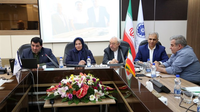 نشست کمیسیون حمل و نقل اتاق مشترک ایران و روسیه با بررسی مشکلات و موانع صادرات از نگاه بخش خصوصی برگزار شد.