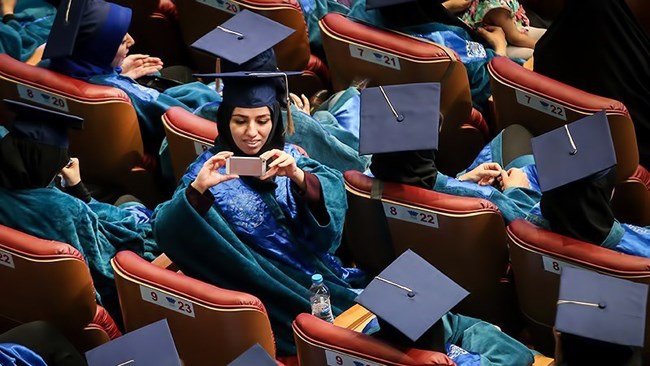 نخستین جشنواره پژوهشگران جوان اقتصاد ایران با مشارکت 10 دانشکده و موسسه پژوهشی برای نخستین بار در بهمن ماه سال جاری برگزار خواهد شد.