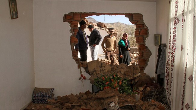 در ساعت 6 و 2 دقیقه صبح امروز، زلزله‌ای 6.1ریشتری بخش‌هایی از استان کرمان را لرزاند که باعث مصدومیت 51 تن شد.