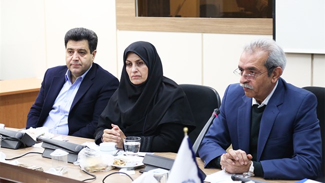 رئیس سازمان ملی استاندارد با حضور در نشست صبحانه کاری اتاق ایران، پاسخگوی مسائل و مشکلات مرتبط با استاندارد فعالان بخش خصوصی بود.