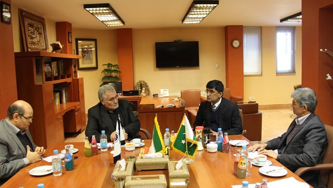 رایزن بازرگانی سفارت پاکستان طی سفر به استان اصفهان، با عبدالوهاب سهل آبادی دیدار کرد.