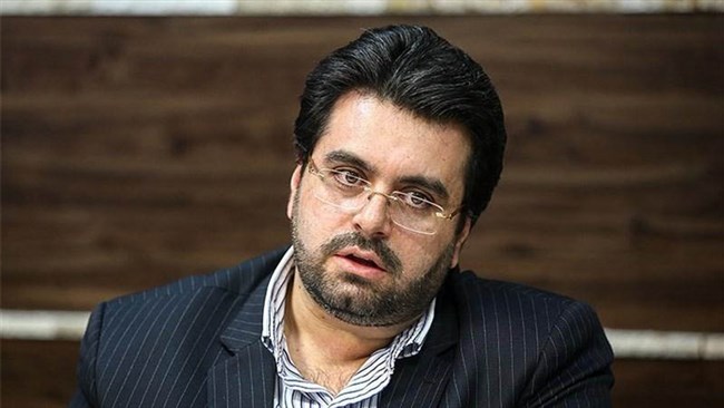 مسعود گلشیرازی عضو کمیسیون بازار پول و سرمایه اتاق ایران گفت: هزینه بانکداری در ایران 60 درصد بیشتر از نظام بانکداری کشورهای پیشرفته است.