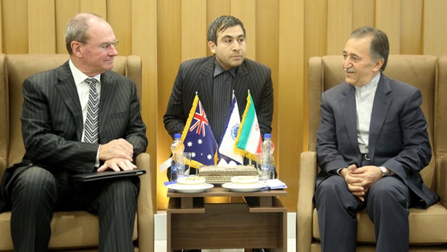 دبیرکل اتاق ایران و وزیر اقتصاد ایالت استرالیا جنوبی خواستار توسعه روابط اقتصادی و تجاری بین دو کشور شدند.