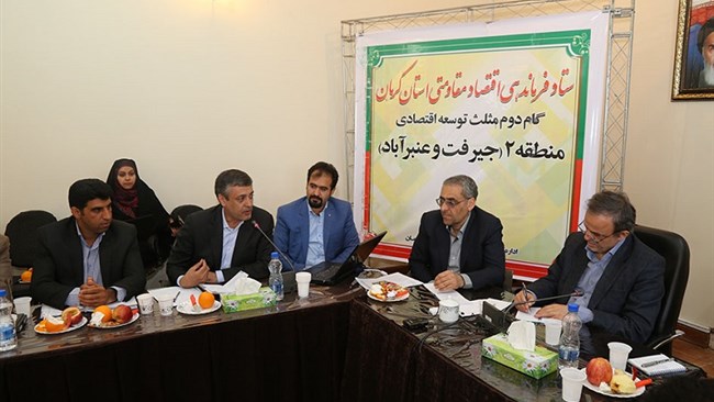 رئیس اتاق کرمان گفت: درخواست راه‌اندازی دومین لجستیک‌پارک ایران در جیرفت را به سازمان راهداری داده‌ایم که آن را در برنامه خود قرار داده‌اند.