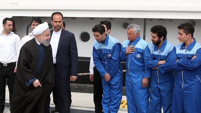 حسن روحانی رئیس جمهور برای افتتاح چند پروژه به گیلان سفر کرد.
