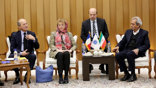 رئیس سازمان تجارت فرانسه در دیدار با رئیس اتاق ایران، خواستار توسعه روابط این سازمان با اتاق ایران در جهت متصل کردن فعالان اقتصادی ایران و فرانسه شد.