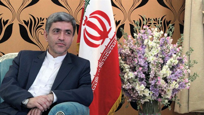 وزیر اقتصاد و دارایی می‌گوید که نوبت به تغییر ریل اقتصاد ایران و انجام اصلاحات اساسی رسیده، اصلاحاتی که به گفته او، یکی از حوزه‌های مهمش نظام بانکی است.