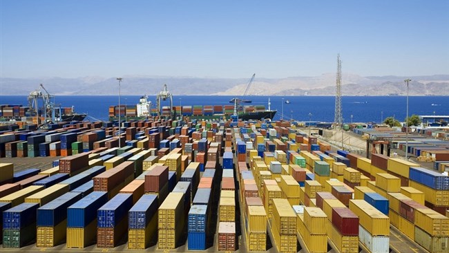 معاون کل سازمان توسعه تجارت ایران معتقد است که حمایت از تولید داخلی باید بیشتر معطوف به تولیدات صادراتی باشد.