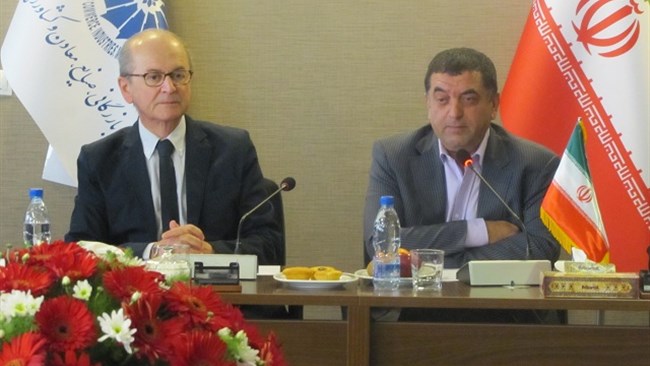 سفیر فرانسه با حضور در اتاق شیراز به مذاکره با فعالان اقتصادی استان فارس پرداخت.