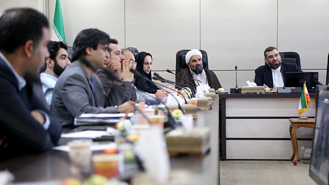 ششمین کارگاه آموزشی حلال توسط مرکز تحقیقات و اطلاع‌رسانی اتاق اسلامی (موسسه جهانی حلال) در محل اتاق ایران برگزار شد.
