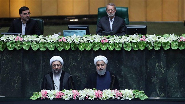حسن روحانی، دوازدهم رئیس جمهور ایران، با اشاره به دستاوردهای اقتصادی دولت یازدهم گفت: ما از ابتدای دولت یازدهم یک مسیر 8 ساله را برای انجام اصلاحات اقتصادی طراحی کردیم و در 4 سال ابتدایی، دستیابی به ثبات اقتصادی در داخل و ایجاد تعامل پایدار با کشورهای دیگر را به عنوان پیش‌نیاز انجام اصلاحات هدف‌گذاری شد.