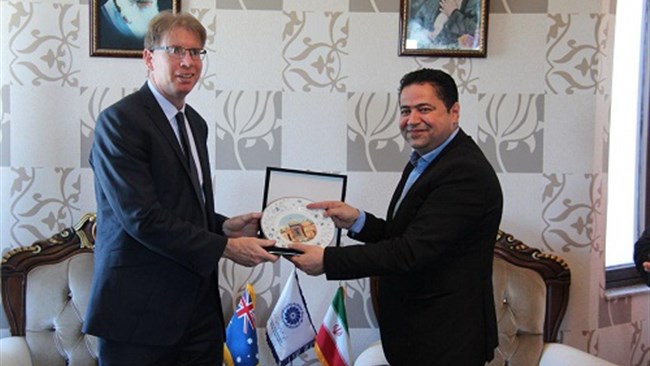 معاون سفیر استرالیا در ایران با حضور در اتاق اردبیل با رئیس این اتاق دیدار و گفت وگو کرد.