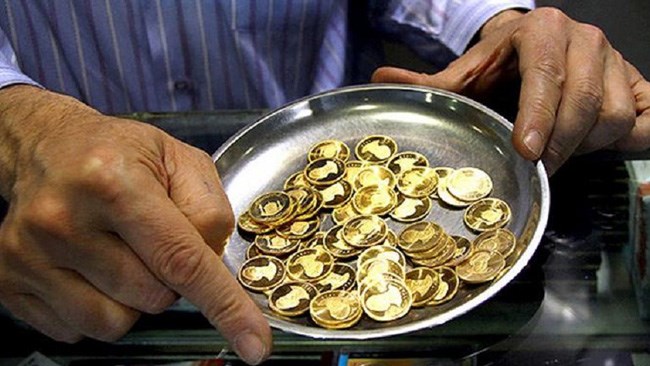 رییس اتحادیه طلا می‌گوید حراج سکه تاثیر چندانی در بازار نداشته و نوسانات بازار سکه به عرضه‌کنندگان برمی‌گردد.