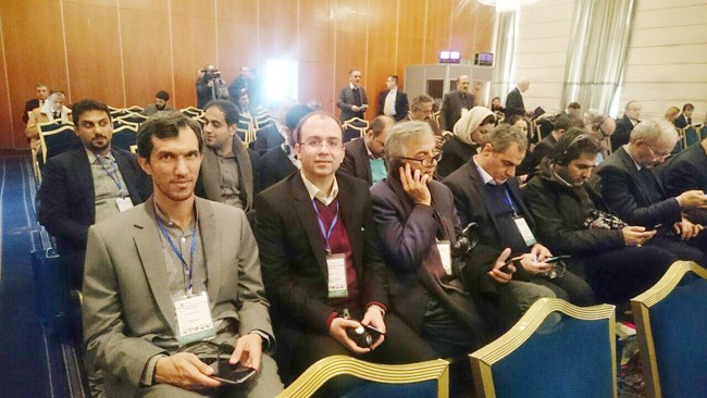 نشست فعالان اقتصادی ایران و بلغارستان با حضور وزیر خارجه ایران و وزیر تجارت بلغارستان برگزار شد. در این همایش درباره فرصت‌های همکاری اقتصادی بین دو کشور سخن گفتند.