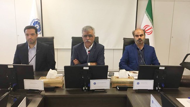 فعالان اقتصادی حوزه عمان برای آشنایی با خدمات صندوق ضمانت صادرات و بهره مندی از آن در اتاق ایران گرده هم آمدند.
