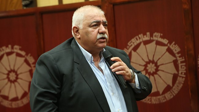 به‌گفته بحرینیان برجام در سطح سیاسی فوق‌العاده بود نه اقتصادی. در زمینه سیاسی هوشمندی‌های زیادی داشتیم، اما در بخش اقتصادی چنین نشد. وزیر امور خارجه تنها اهلیت سیاسی، امنیتی و حرفه‌ای داشت نه اقتصادی.