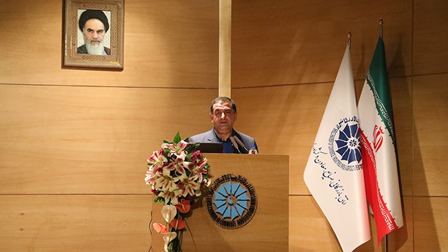 جمال رازقی، رئیس تاق شیراز می‌گوید: با توجه به اینکه در بخش خدمات فنی و مهندسی، پتانسیل‌هایی از جمله نیروی کار ماهر در استان فارس وجود دارد، با صادرات در این بخش می توان به بازارهای هدف صادراتی نفوذ کرد.