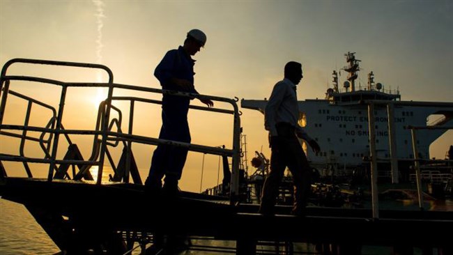 روزنامه آمریکایی نیویورک‌تایمز با استناد به اظهارات کارشناسان حوزه نفت و انرژی تأکید کرده است که توقف کامل صادرات نفت ایران در شرایط کنونی هزینه‌ای گزاف را به اقتصاد آمریکا و جهان تحمیل خواهد کرد.