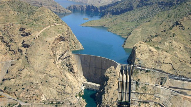 مدیر عامل سازمان آب و برق اعلام کرد: در حال حاضر حدود ۹۷ درصد مخازن سدهای استان خوزستان پر شده است.