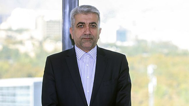 رضا اردکانیان، وزیر نیرو، از اجرای پروژه‌های بزرگ به ارزش بیش از 2.5 میلیارد یورو در ایران با همکاری روسیه خبر داد. به گفته او، این پروژه‌ها در زمینه نیروگاه و تکمیل خط آهن مسیر شرق به غرب خواهد بود.
