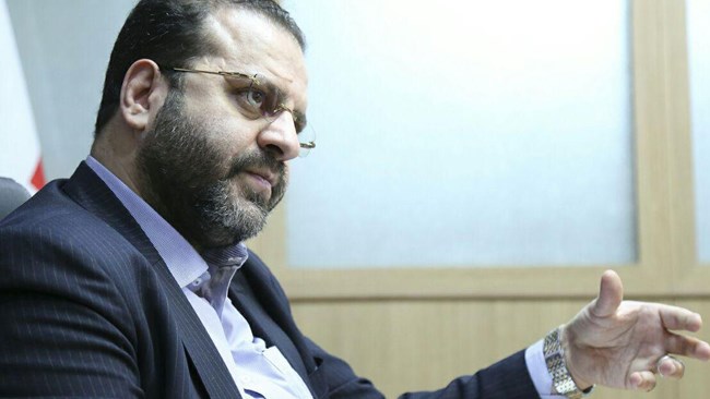 حسام عقبایی، نایب‌رئیس اتحادیه مشاوران املاک با تأکید بر اینکه بازار در رکود عمیق فرورفته گفت:‌ کاهش قیمت مسکن واحدهای 150 متر به بالا آغاز شده و این افت قیمت به سایر متراژها نیز کشیده خواهد شد.