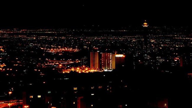 مصرف برق ایران روز گذشته و در ساعت ۱۸ و ۱۵ دقیقه از مرز ۴۰ هزارمگاوات گذشت و به ۴۰ هزار و ۵۱۴ مگاوات رسید.