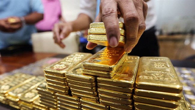 قیمت طلا در معاملات امروز بازار جهانی تحت تأثیر امیدواری سرمایه‌گذاران به تصویب بسته کمک مالی کرونایی در آمریکا به بالاترین حد دو هفته گذشته صعود کرد.