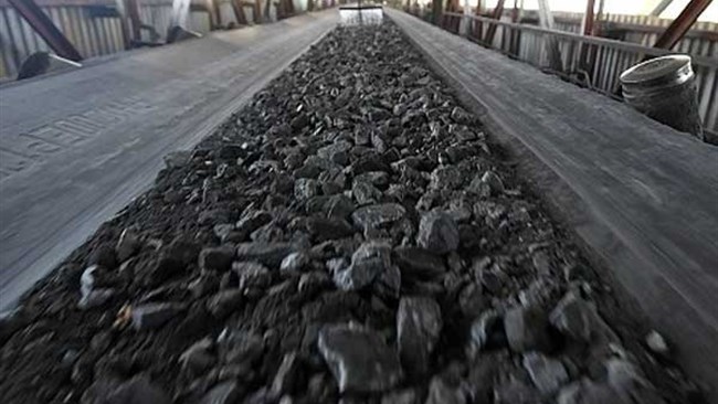 جداول آماری سازمان توسعه ونوسازی معادن وصنایع معدنی ایران از ۱۰ مجموعه معدنی در دوره ۹ ماهه امسال ( منتهی به آذر) گویای استخراج ۴۹ میلیون و ۶۹ هزار و ۶۹۵ تن سنگ آهن دارد که ۱۹.۶ درصد آن مربوط مجتمع چادرملو است.