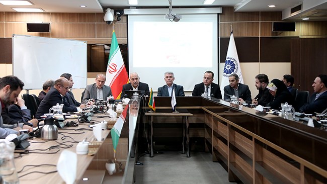 مجمع مؤسس اتاق مشترک بازرگانی ایران و سوریه روز گذشته برگزار شد و در این نشست هیات مدیره این اتاق انتخاب شدند.