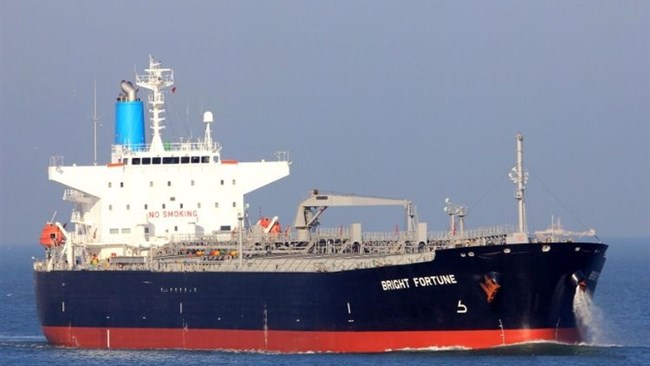 براساس گزارش مرکز ترافیک دریایی (marinetraffic) که رصد نفتکش ها بر آب های بین الملل را بر عهده دارد، کشتی فاکسون ایران حامل سوخت وارد منطقه ویژه اقتصادی ونزوئلا شده است.