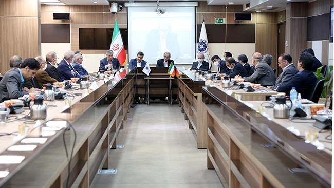 با حضور اعضای شورای کمیته ایرانی اتاق بازرگانی بین‌المللی اعضای هیات رئیسه جدید این کمیته برای مدت 3 سال انتخاب شدند.