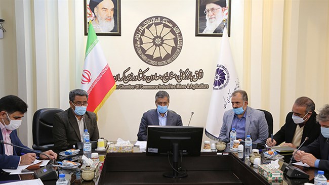 رئیس اتاق کرمان می‌گوید: هر کشوری با اقتصاد صادرات محور، در عرصه جهانی موفق عمل کرده و بر همین اساس، نجات اقتصاد ایران نیز در گرو صادرات و توسعه آن است.