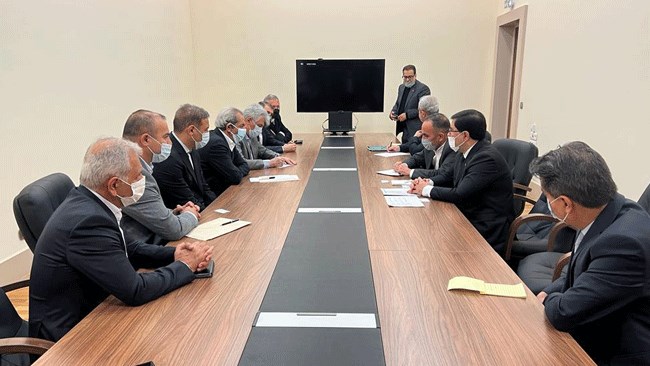 رئیس اتاق ایران در دیدار با رئیس اتاق ترکمنستان برای حل مشکلات حمل‌ونقل و ترانزیت بین دو کشور پیشنهاد تأسیس کمیته مشترک تجارت و ترانزیت مرزی توسط دو اتاق را مطرح کرد.