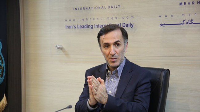 رئیس سازمان توسعه تجارت ایران می‌گوید: صادرکنندگان برای رفع تعهد ارزی مربوط به اول سال 32 98 تا پایان 1400، تخفیف ۱۰ درصدی می‌گیرند.