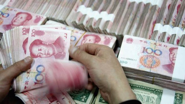 با تداوم افت ارزش دلار، ارزش یوان چین در برابر دلار آمریکا به بالاترین نرخ در سه سال اخیر رسید.