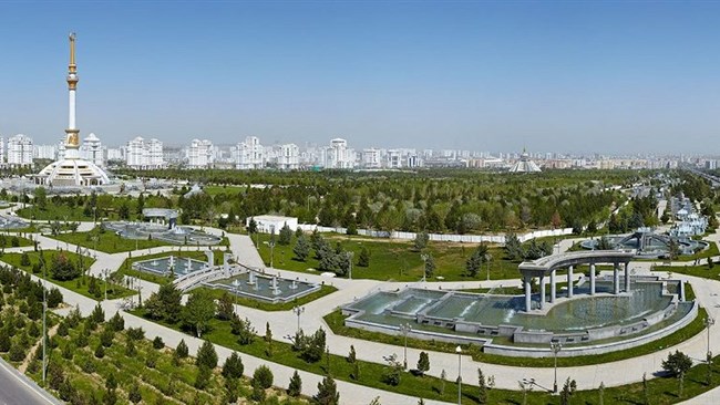 گزارش اتاق ایران از اقتصاد ترکمنستان حاکی از این است که اقتصاد این کشور برپایه کشاورزی استوار است و تولید پنبه، علوفه، انگور، محصولات لبنی و سبزیجات در اولویت قرار دارد.