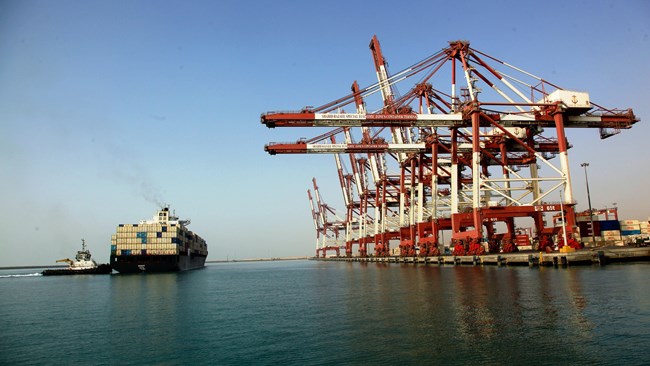 رئیس کل سازمان توسعه تجارت ایران گفت: چین، عراق، امارات، ترکیه و افغانستان با سهمی معادل ۷۴ درصد، پنج بازار نخست صادراتی ایران در سه ماه نخست امسال محسوب می‌شوند.
