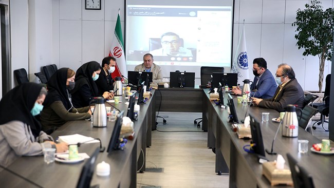 کمیسیون کسب‌وکارهای دانش‌بنیان اتاق ایران با طرح حمایت از حقوق کاربران و خدمات پایه کاربردی فضای مجازی  مخالفت کرد.
